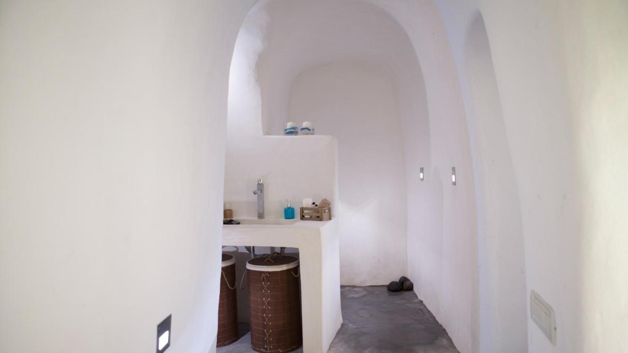 Oia, Finikia Cave House Exterior foto