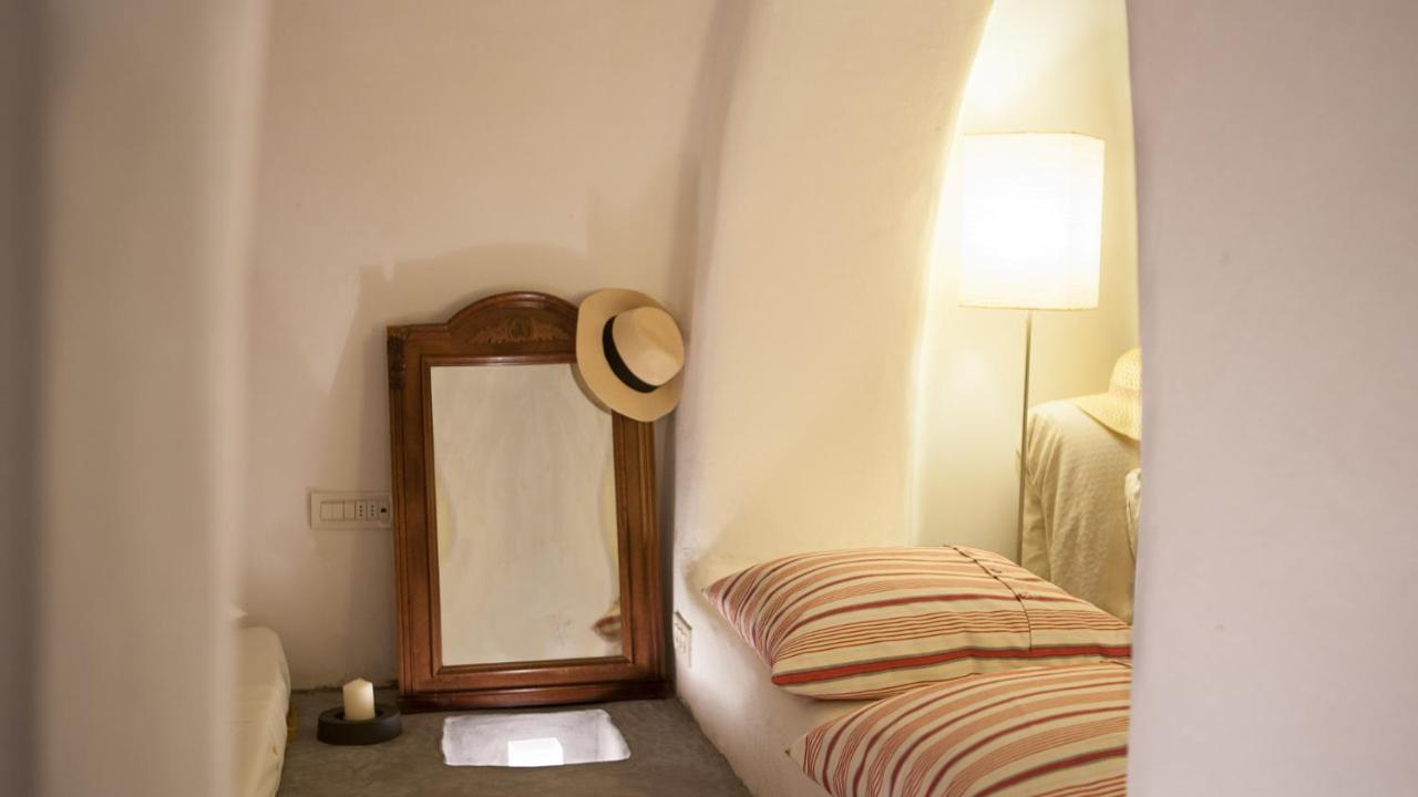 Oia, Finikia Cave House Exterior foto